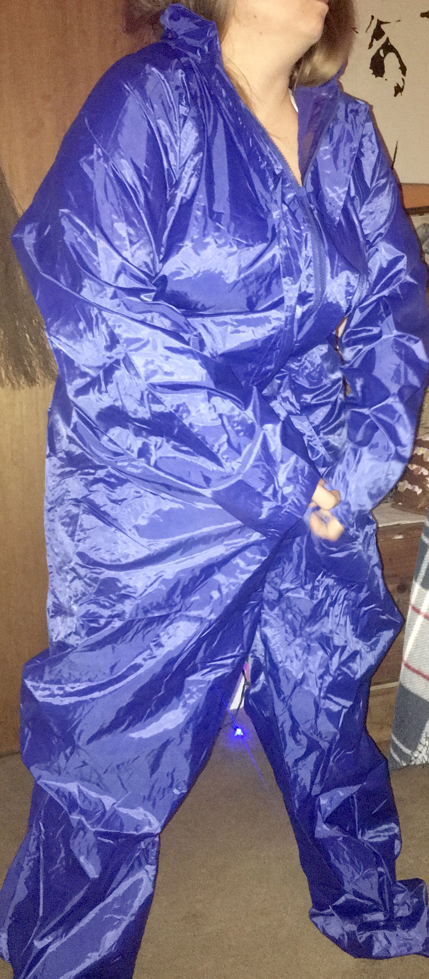 18C6BE89-BACD-4588-BED2-B1EA0987330A