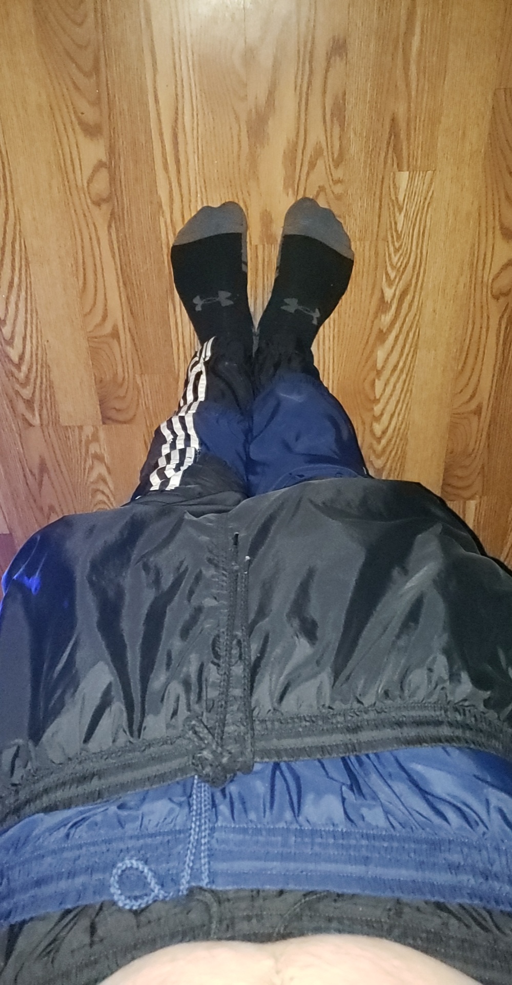 3 layers of 3-stripes pants2