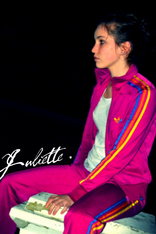 3079427927 2 3 ymFfkLkW