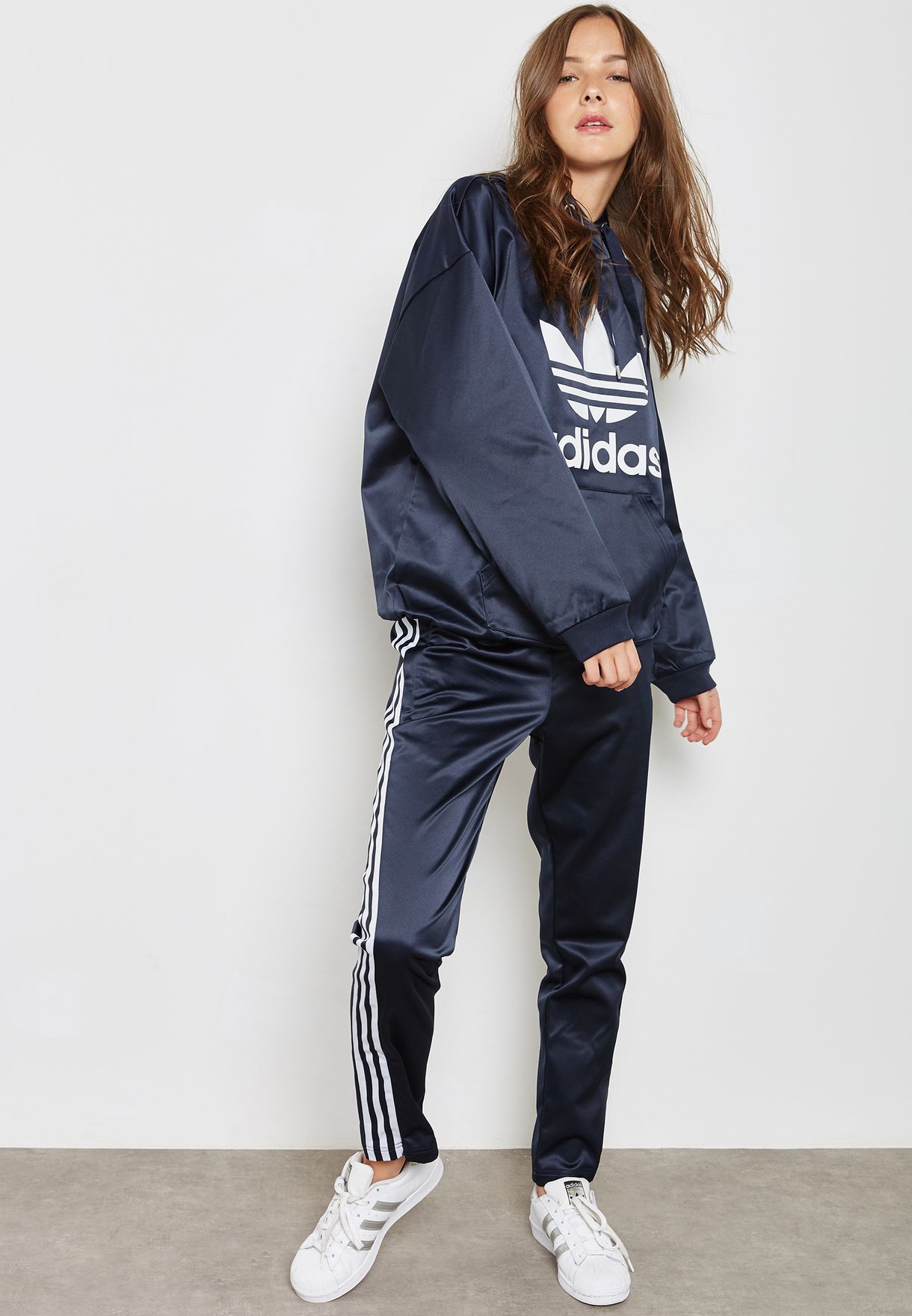 4-zoom-desktop (1).jpg