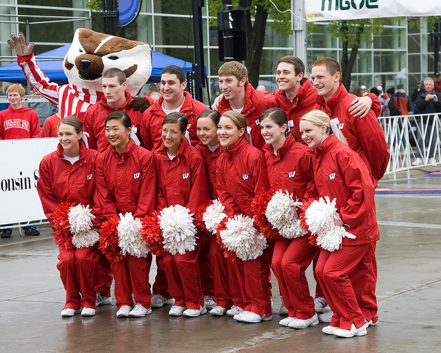 4548074929 2576e0fca7 Z