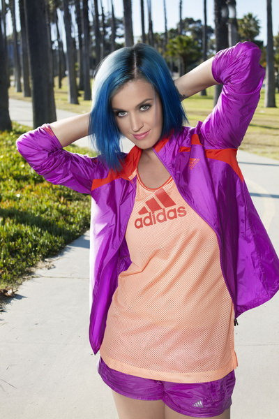 7100938237 d9aa899b1e Z