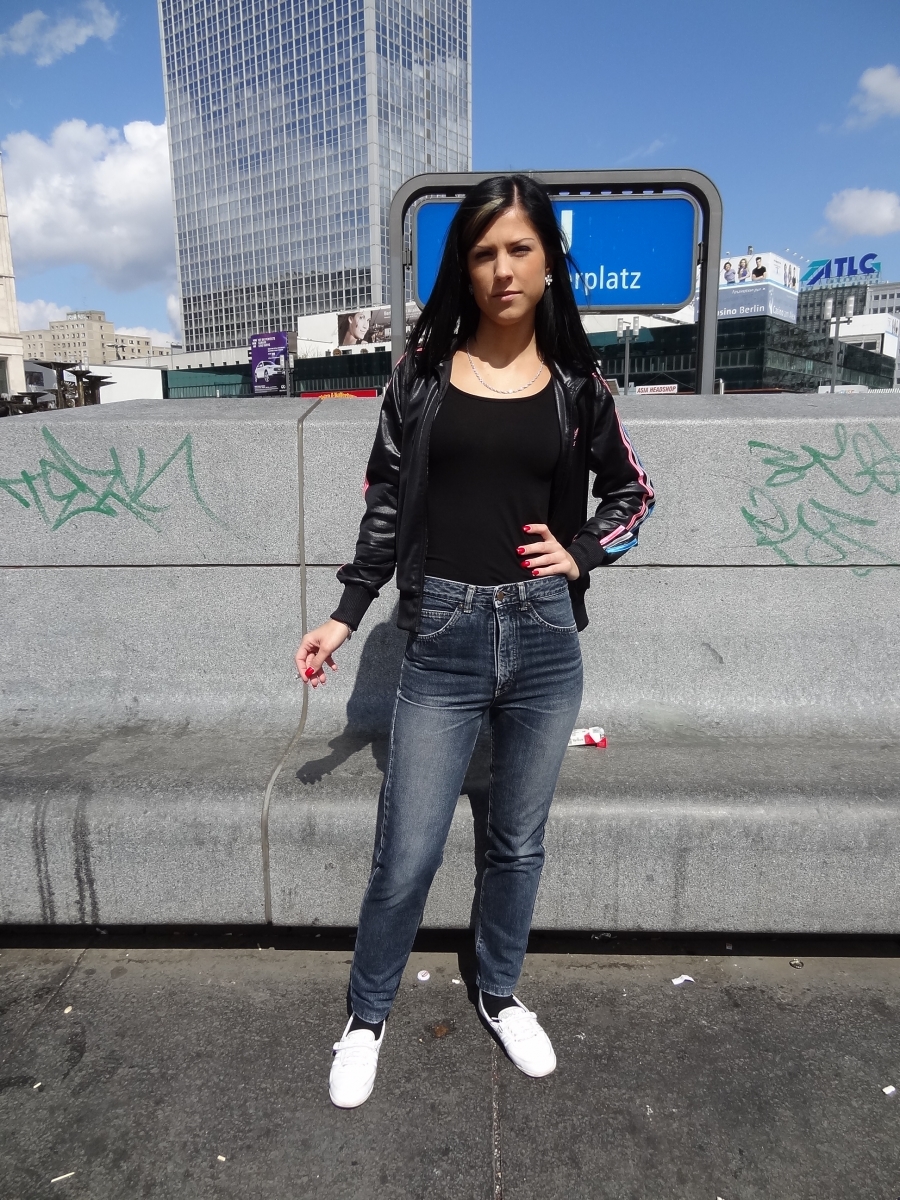 7106830357 358f74ce9a O