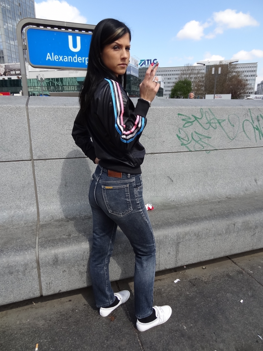 7106880763 af370e5657 O