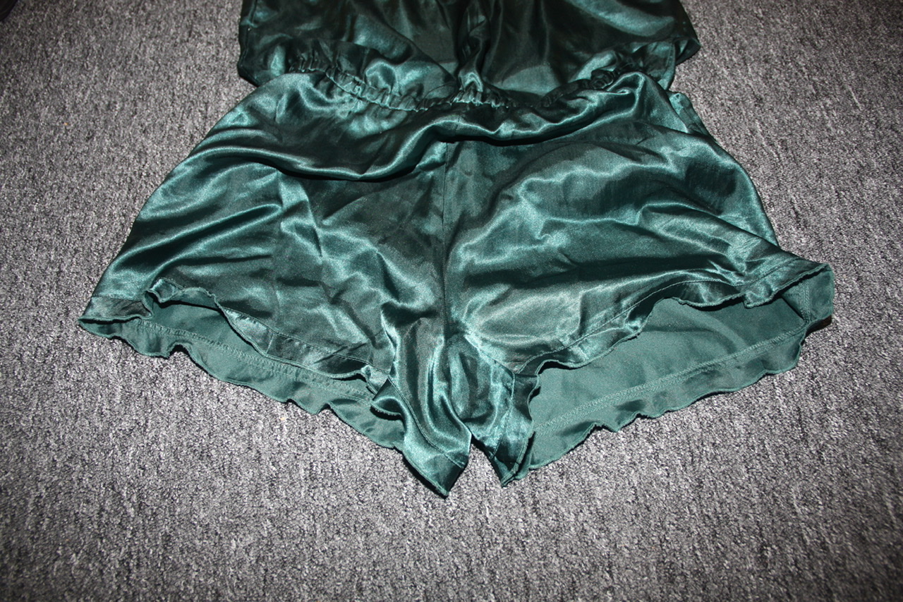 7E1588DF-44DE-429A-86C7-C85A8C2AB8F9