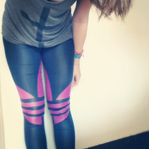 Adi-legging