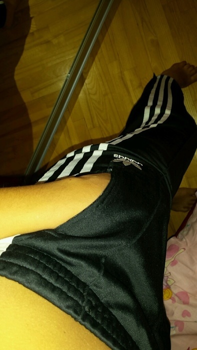 Adidas black/white pants leg