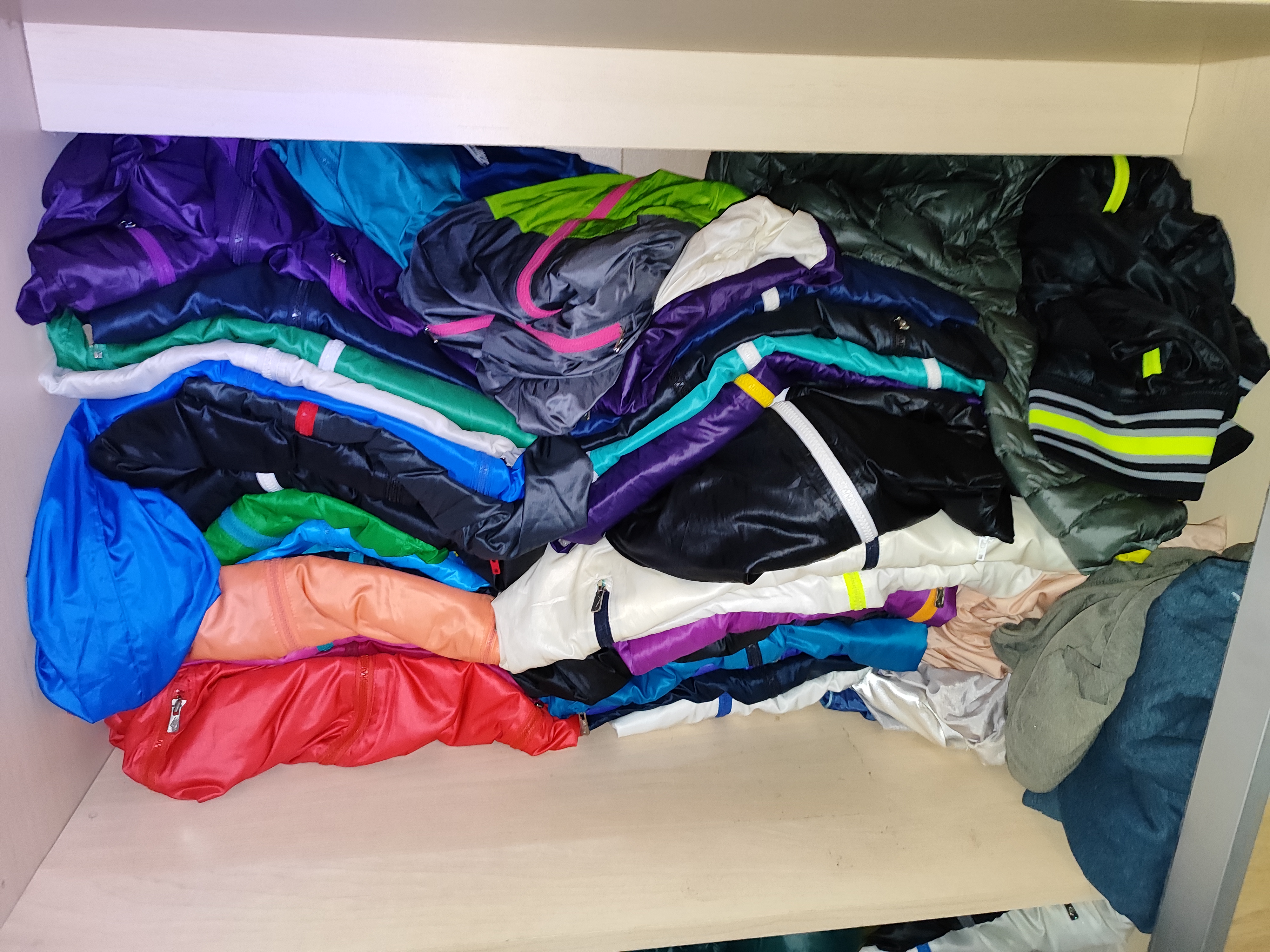 Around 90 Shiny Nylon Nike Windrunner / Windbreaker too choose from.