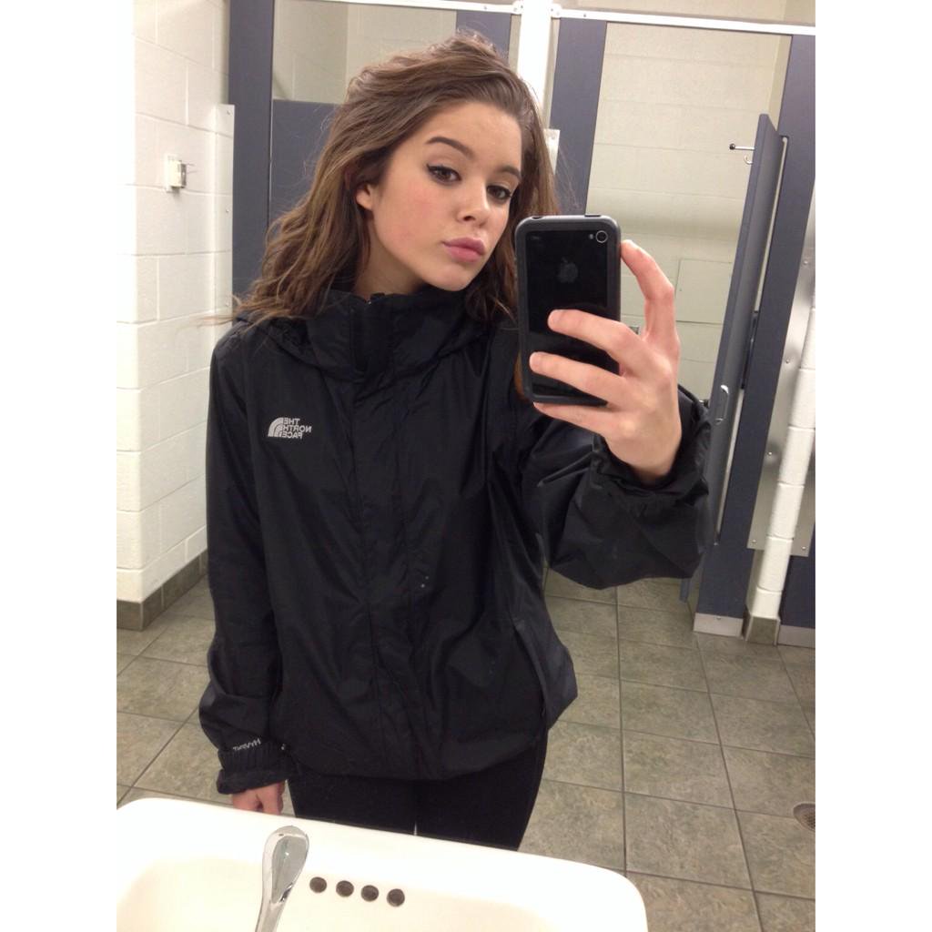 B5u3-1CIYAEu6Eo.jpg large.jpg