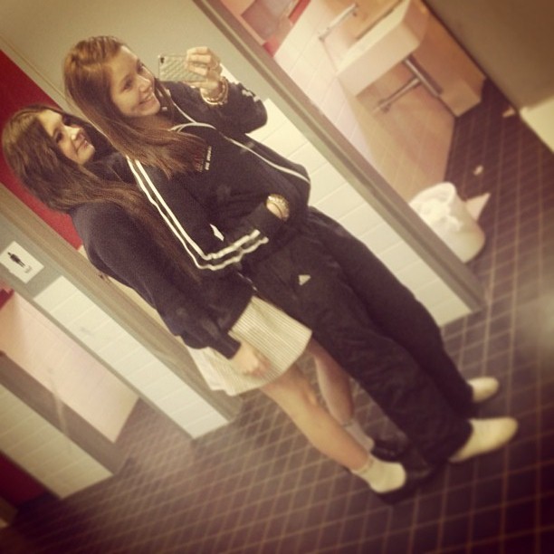 b991733cce8e11e2bad822000a9f3047 7