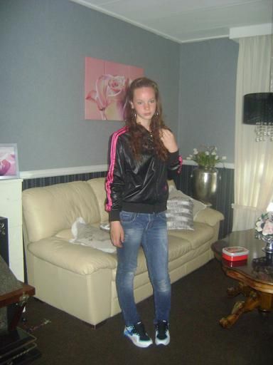 black and pink adidas chile