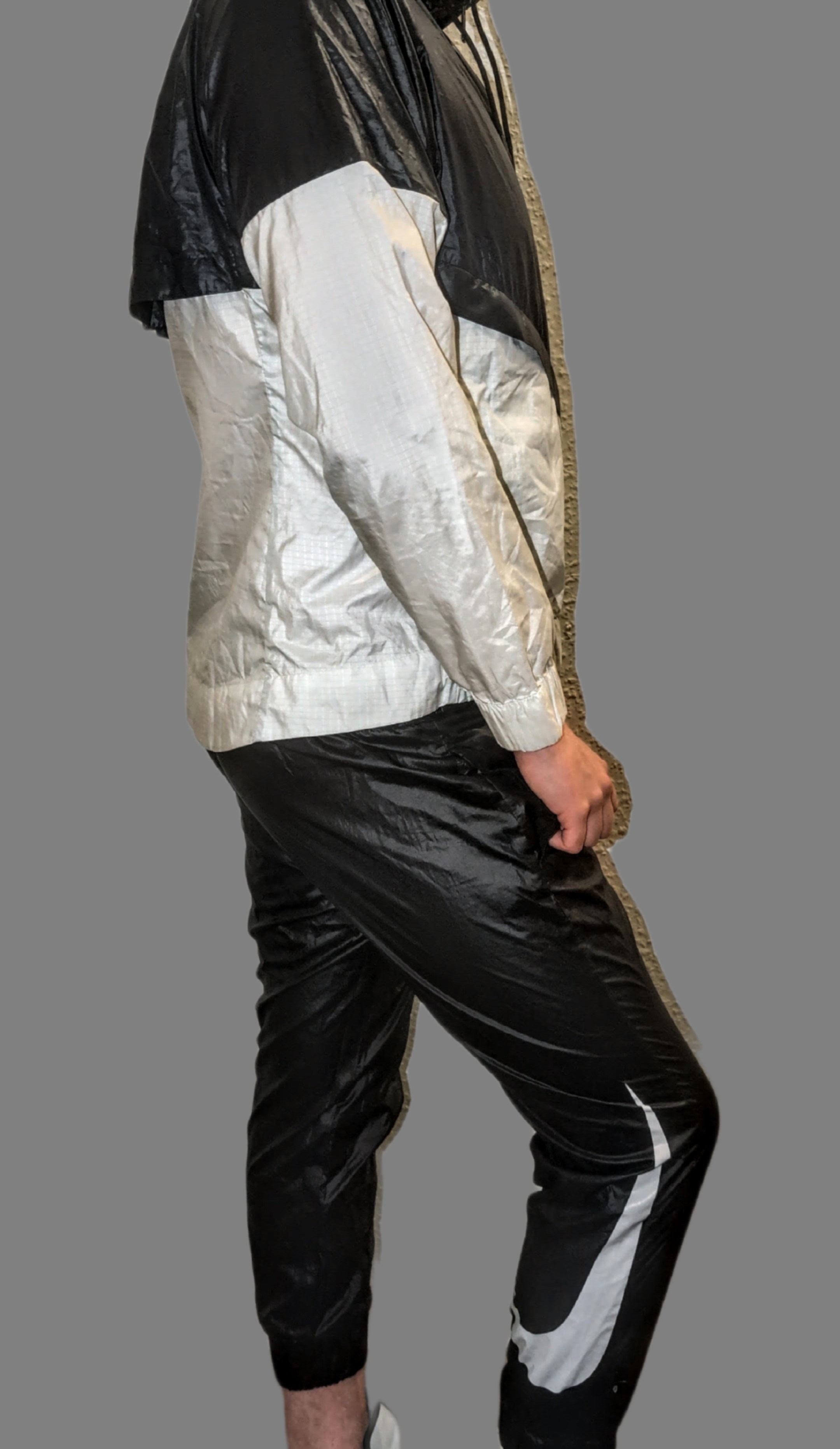 Black / White Nike Pants and Windrunner