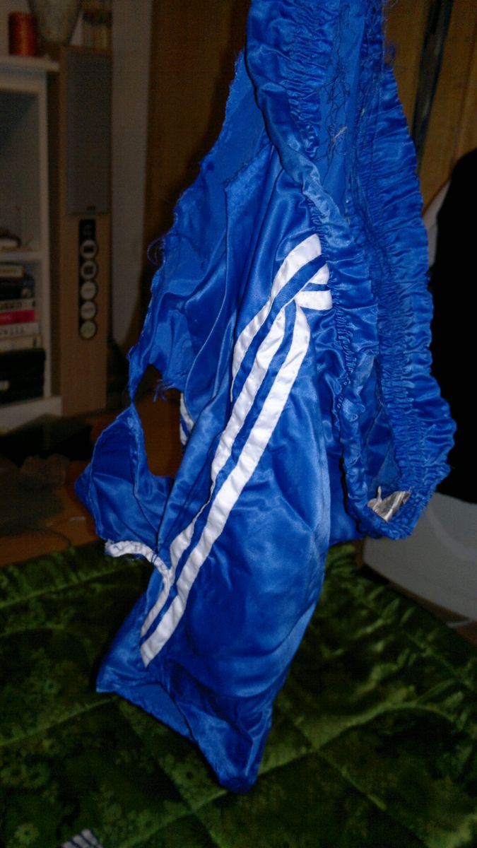 Blaue Adidas shorts Satin Von Mir Behandlung Teil1 RIPPING 7