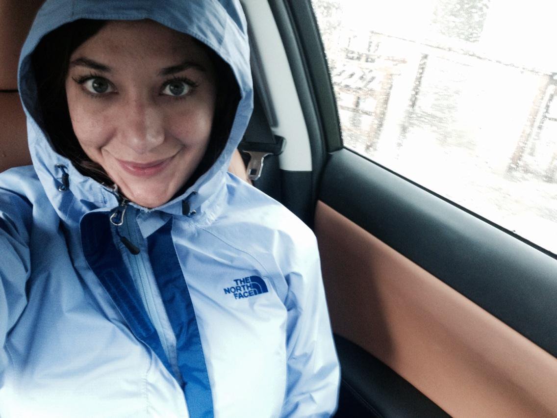 BsreziFCAAAwKyV.jpg large.jpg