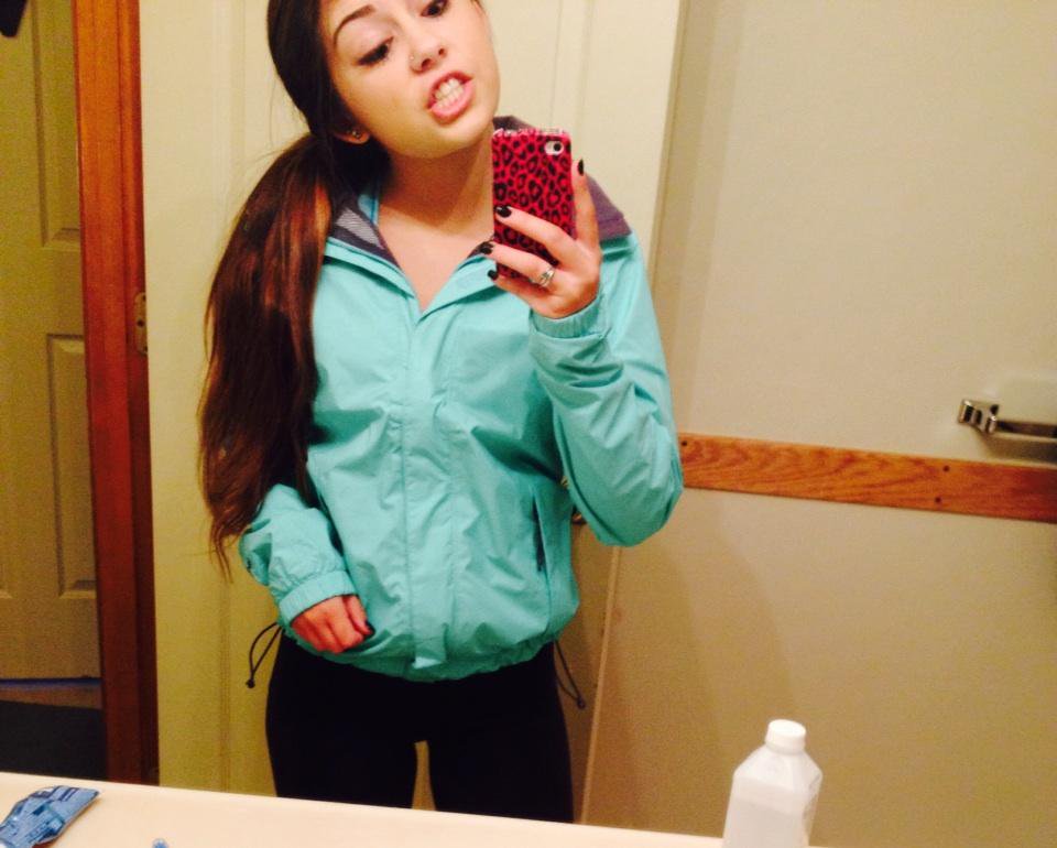 ByVILJnIQAAakjI.jpg large.jpg