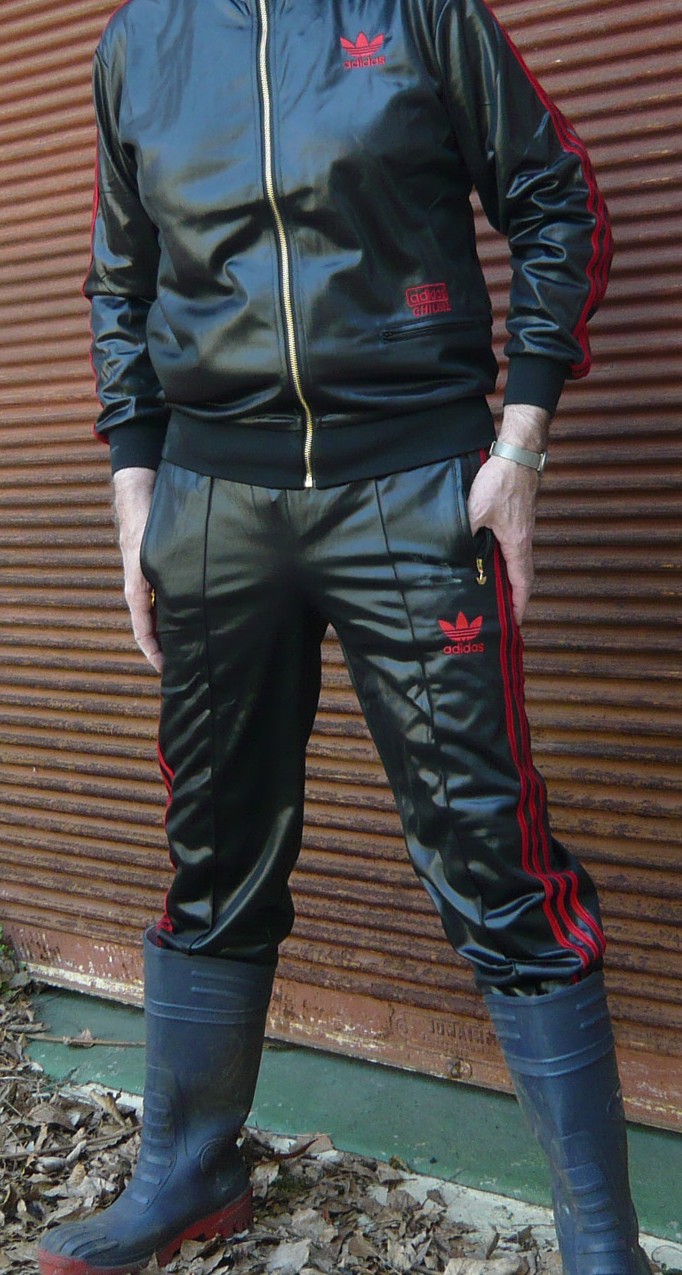 Chile pants and boots 9