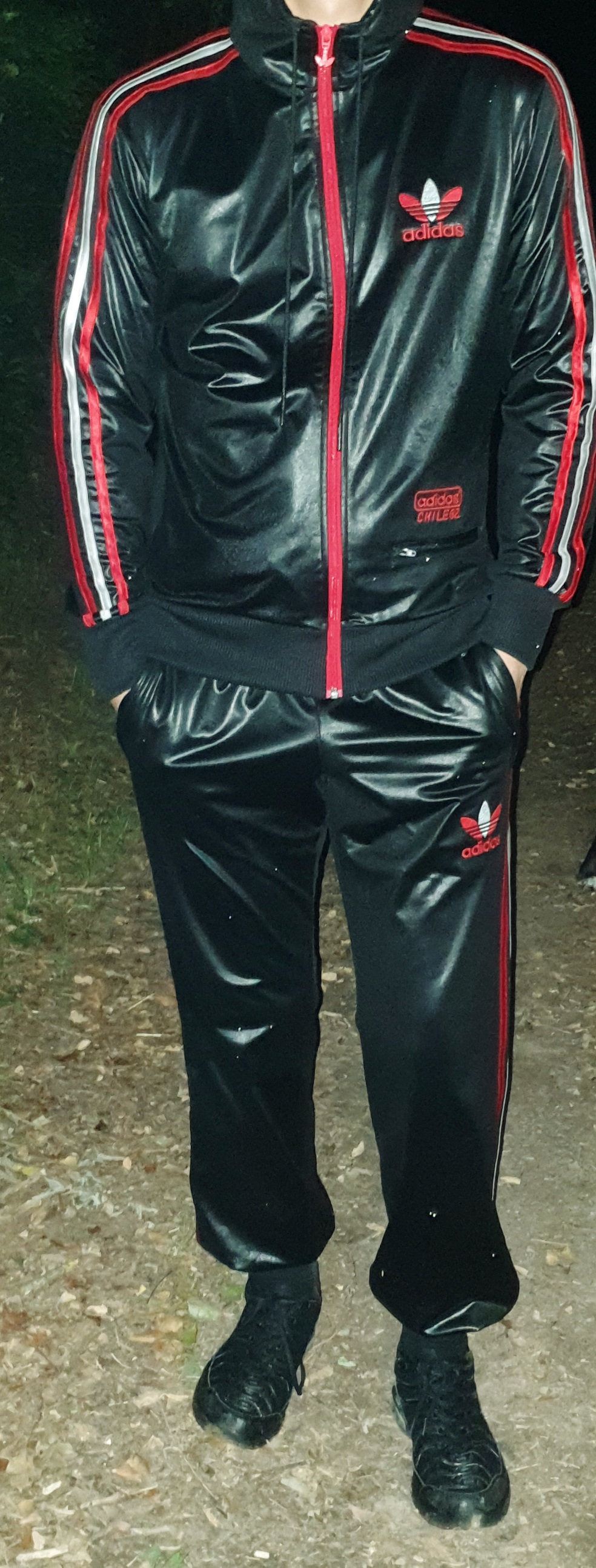 Chile62 Shiny tracksuit.jpg