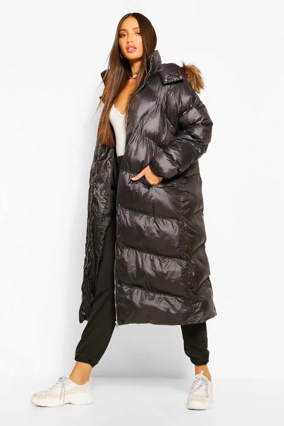 damen-schwarz-tall-longline-puffer-mantel-mit-kunstpelz.jpg