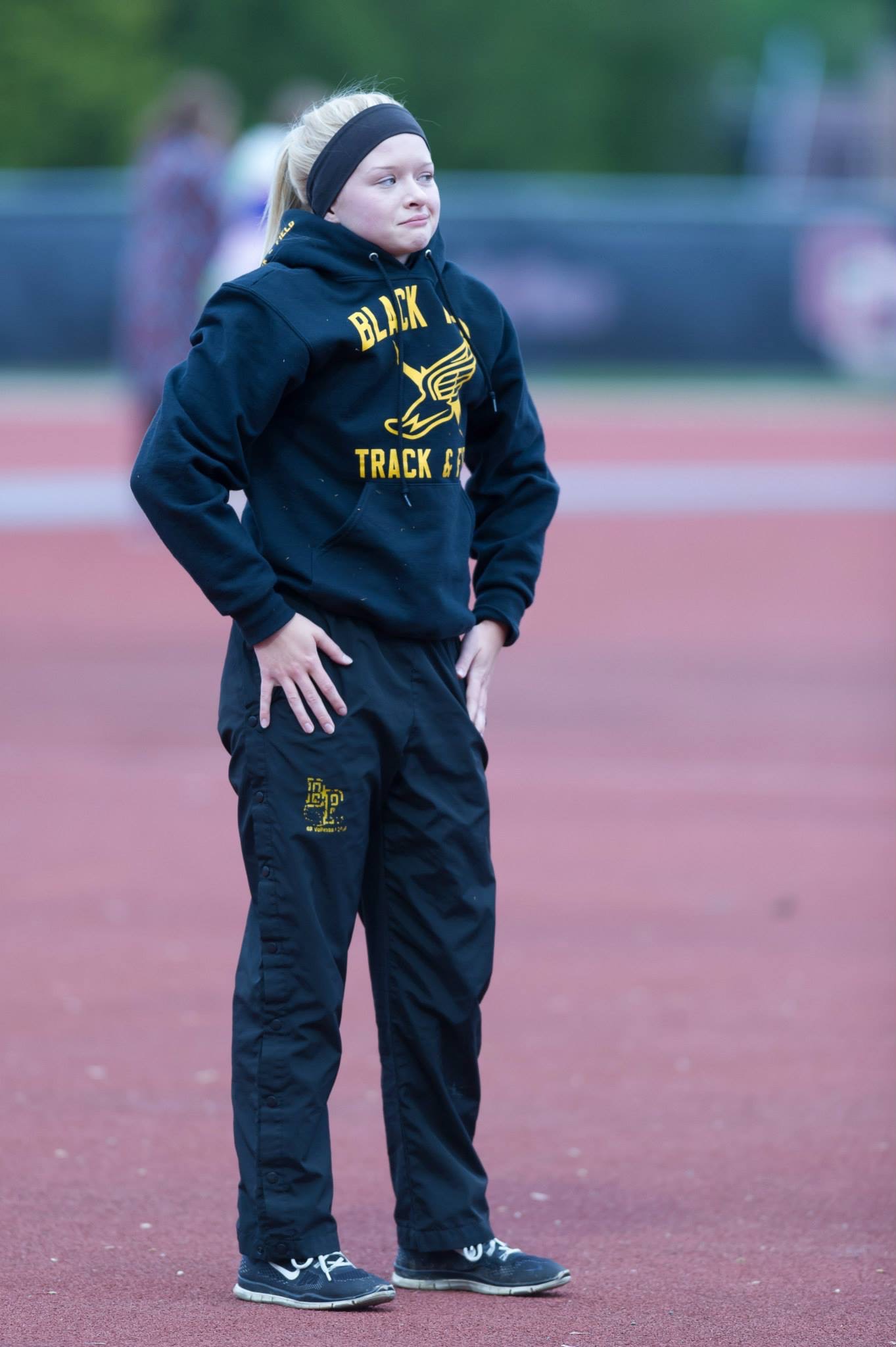 DBFF6652-942C-431C-954C-97FF38B72906