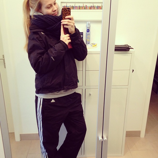 dc5aaa608ae511e2943422000a9f3095 7