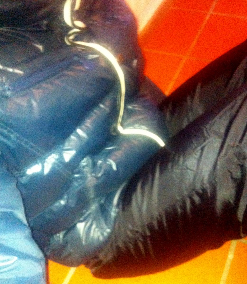 Downjacket and Nylonpants