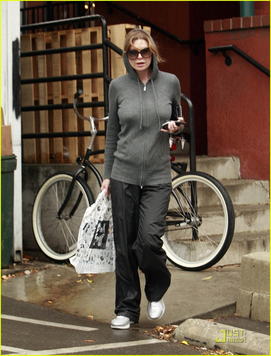 ellen-pompeo-rain-pain-01.jpg