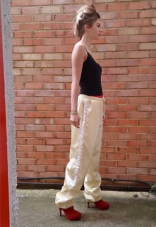 f89510e5 b5fe 4e94 9e75 6adde70577c8 large