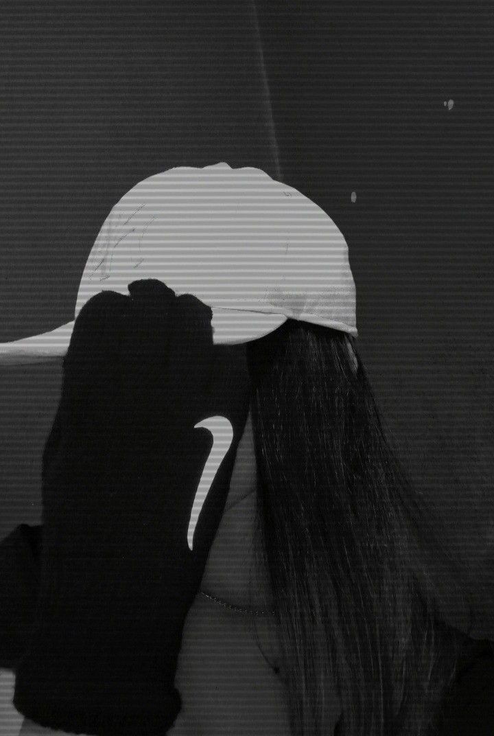 Hot girl in nike gloves