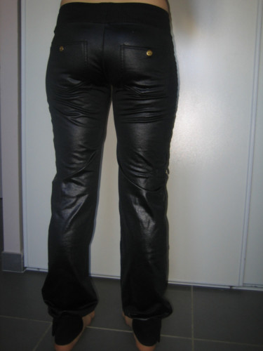 $(KGrHqEOKjsE1l8pmYiwBNbQyTOI6!~~ 21