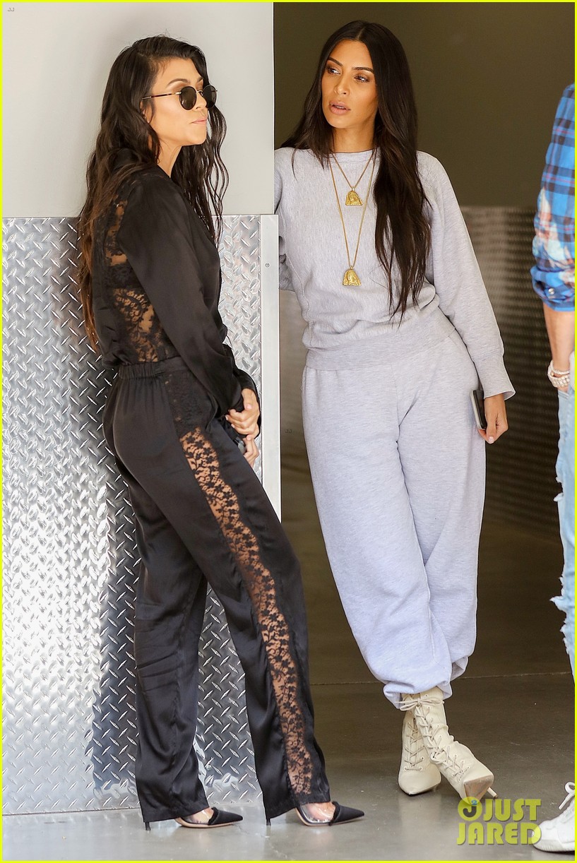 kim-kardashian-looks-chic-in-sweats-at-her-nephews-art-class-01.jpg