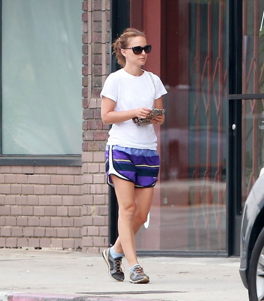Natalie+Portman+Goes+Pilates+uG9XYiPlfPal.jpg