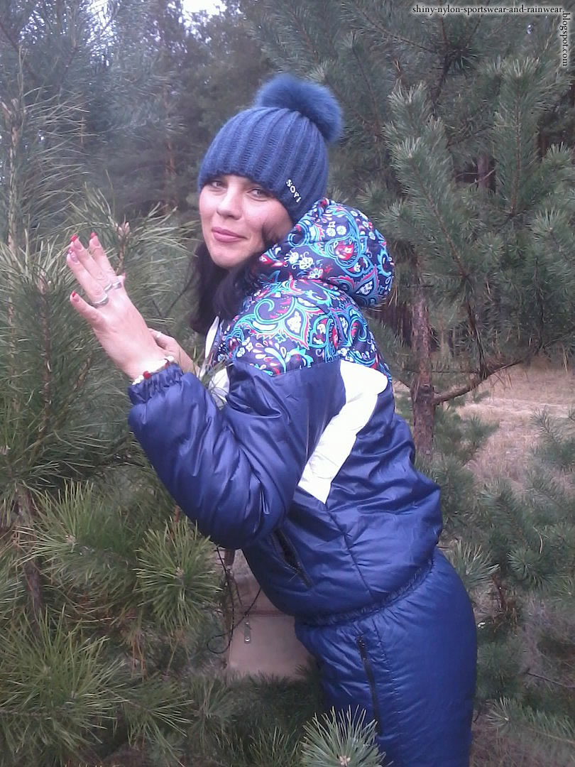 ladies nike padded jacket