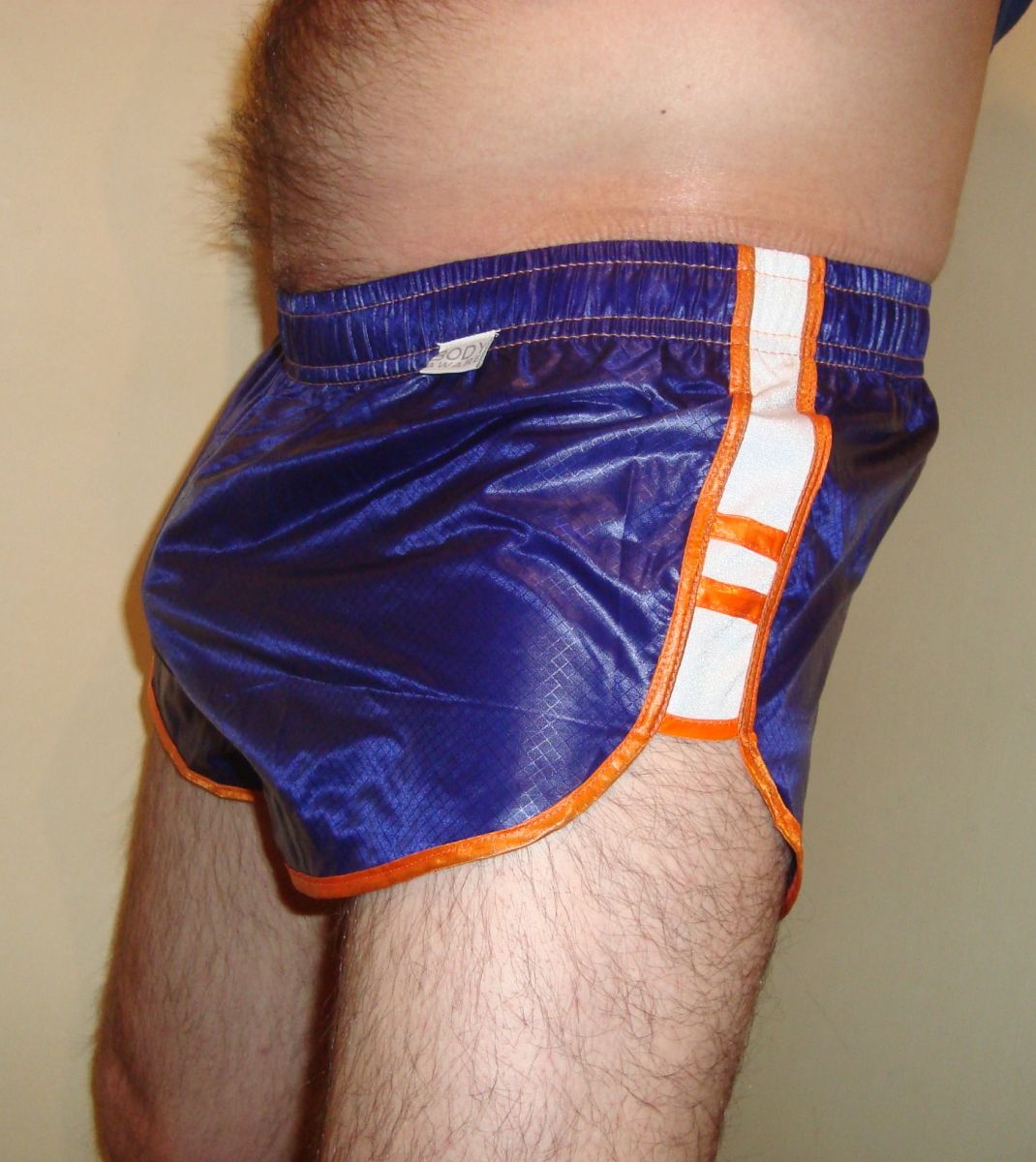 Parachute nylon shorts