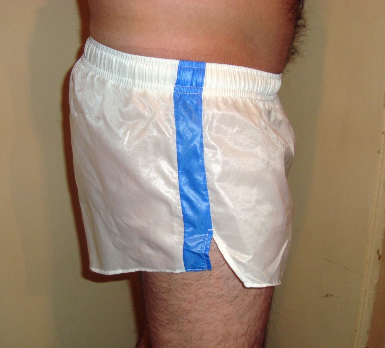 Parachute nylon shorts