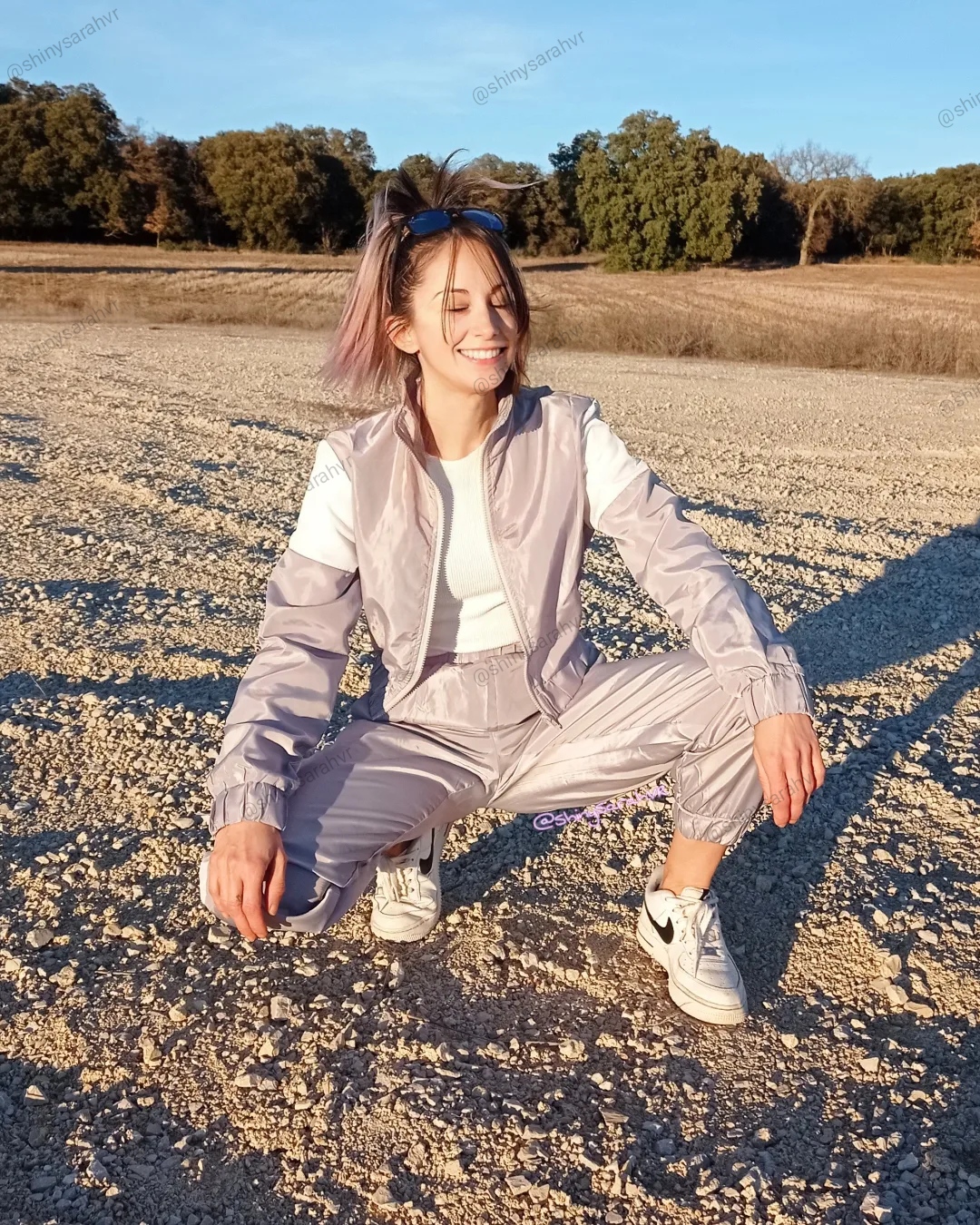 shinysarahvr22312.jpg