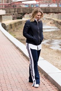 small.adidas-trackpants-outfit.jpg.09d5296cbcecfbf646fe1a437a1d9c5e.jpg