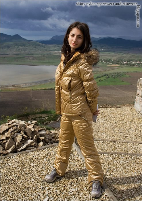womens-down-suit-puffer-jacket-and-pants.jpg