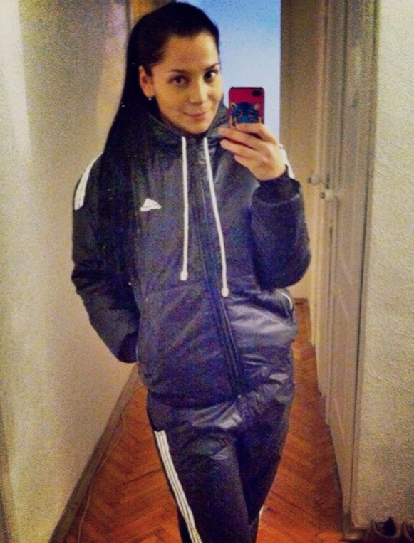 Yulia tracksuit 1