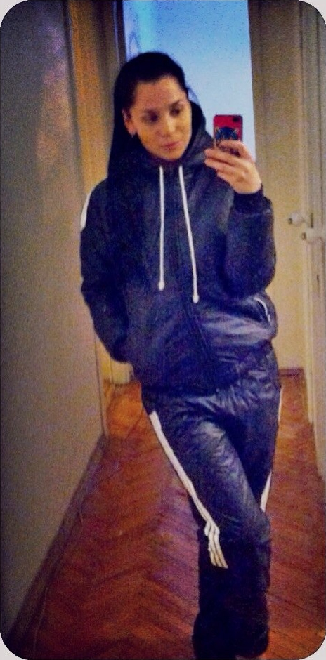 Yulia tracksuit 2